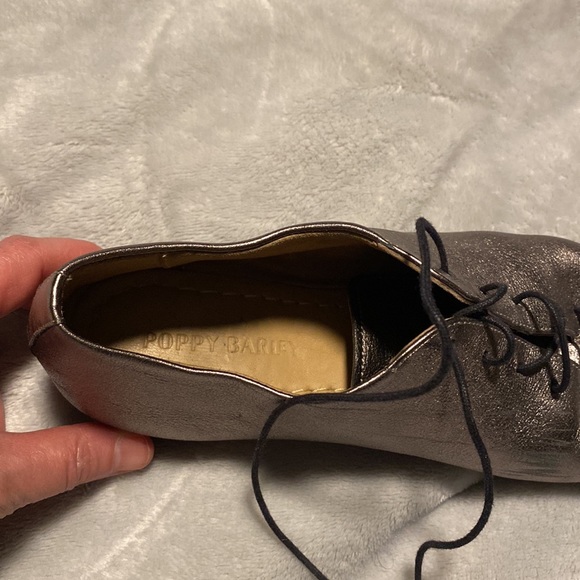Super Soft Metallic Poppy Barley lace-up Oxford flats - Picture 2 of 6
